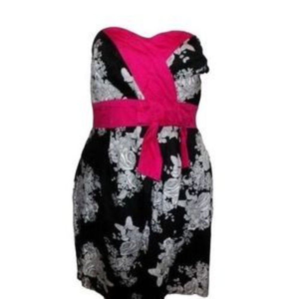 Torrid Plus Size 22w Sleeveless Summer Pinup Dress Black white Pink Floral Dress